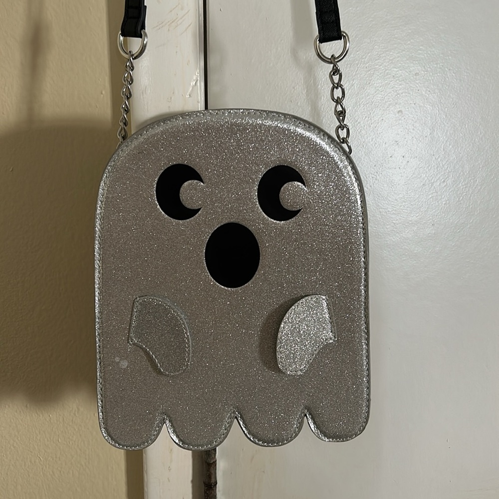 Sparkly Silver Halloween Ghost Purse